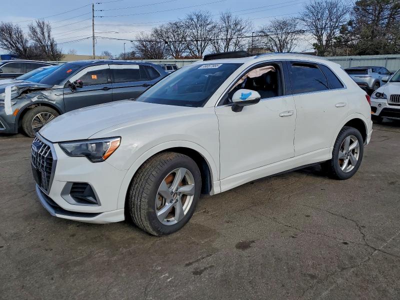 Фото 1 - AUDI Q3