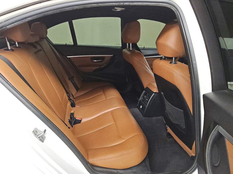 Фото 10 - BMW 3 SERIES