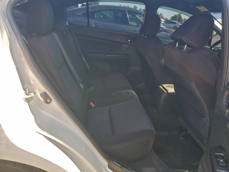 Фото 10 - SUBARU WRX