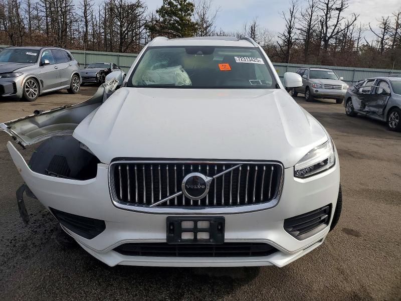 Фото 5 - VOLVO XC90