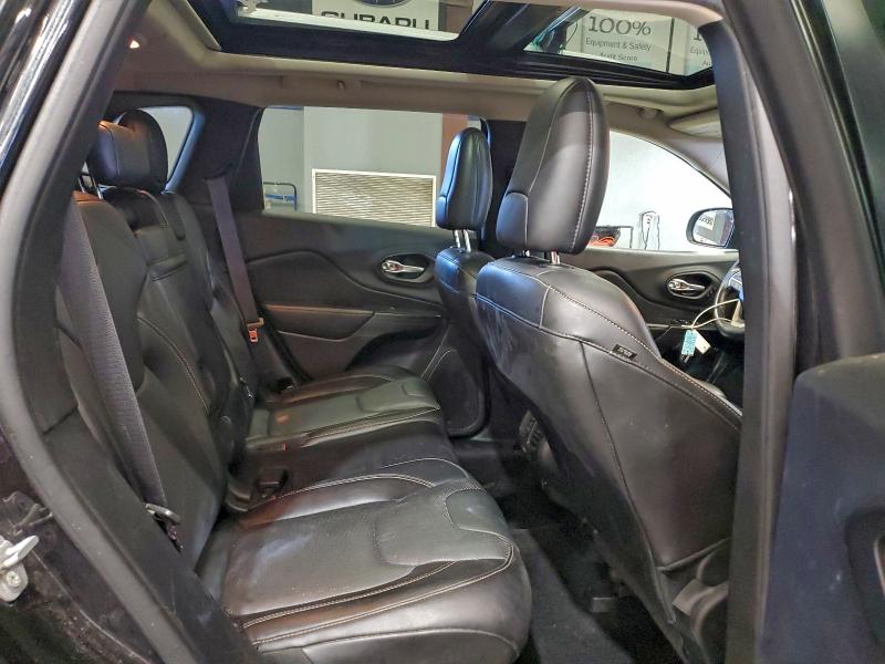 Фото 11 - JEEP GRAND CHER