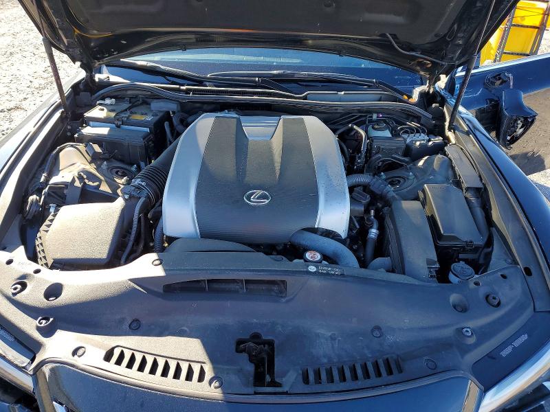 Фото 11 - LEXUS IS