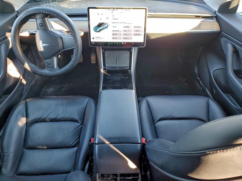 Фото 8 - TESLA MODEL 3