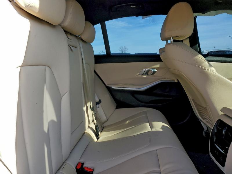 Фото 10 - BMW 3 SERIES