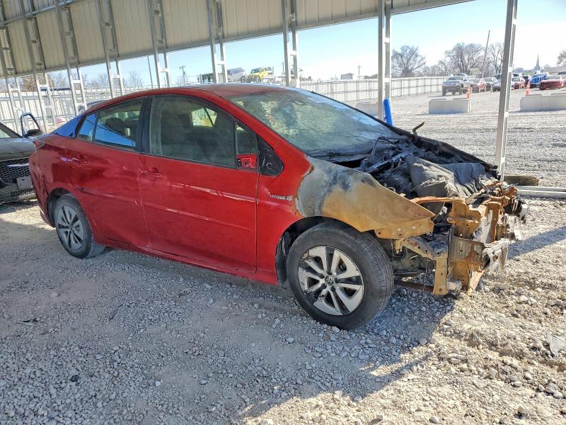 Фото 4 - TOYOTA PRIUS