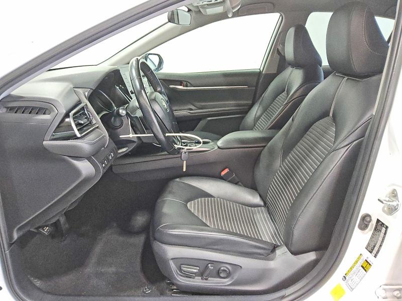 Фото 7 - TOYOTA CAMRY