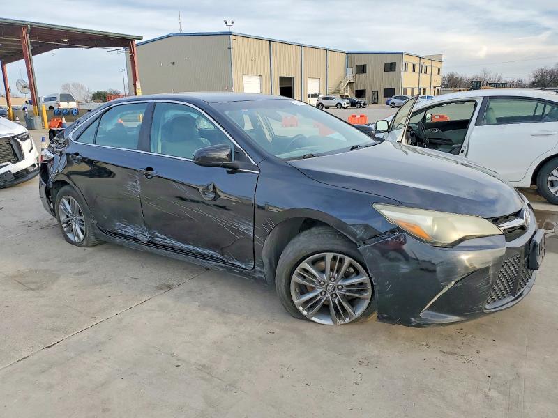 Фото 4 - TOYOTA CAMRY