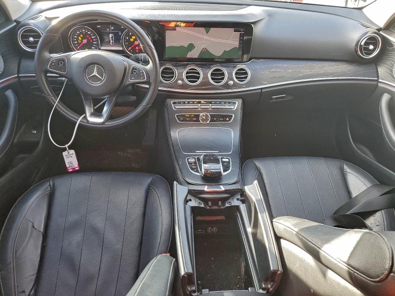 Фото 8 - MERCEDES-BENZ E-CLASS