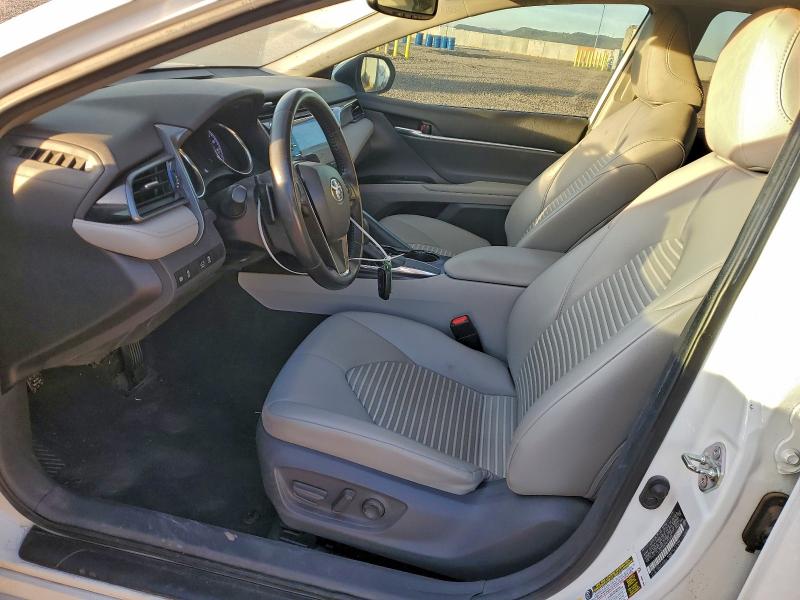 Фото 7 - TOYOTA CAMRY