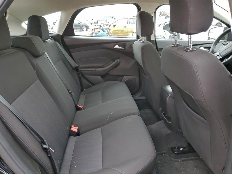 Фото 11 - FORD FOCUS