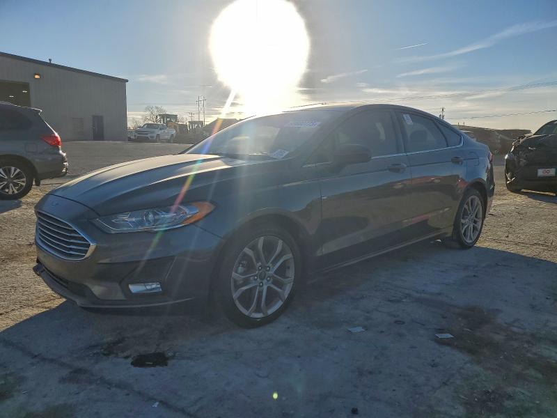 Фото 1 - FORD FUSION