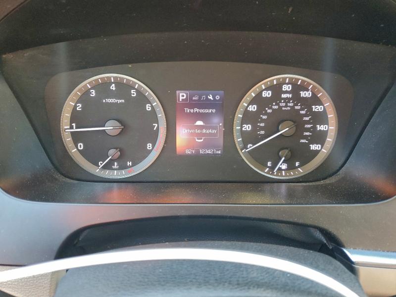 Фото 9 - HYUNDAI SONATA