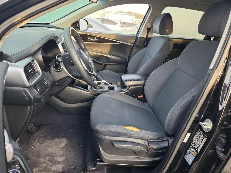 Фото 7 - KIA SORENTO