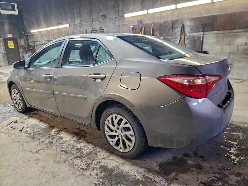 Фото 2 - TOYOTA COROLLA