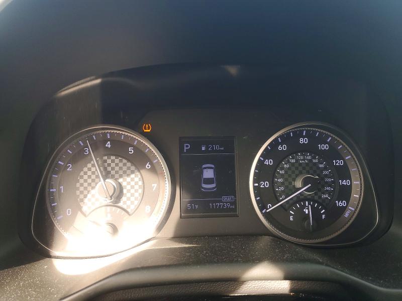 Фото 9 - HYUNDAI ELANTRA