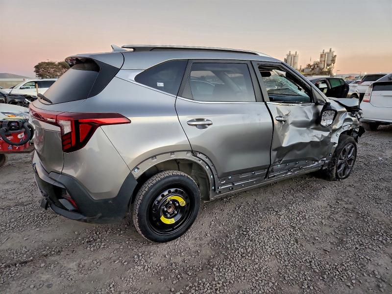 Фото 3 - KIA SELTOS