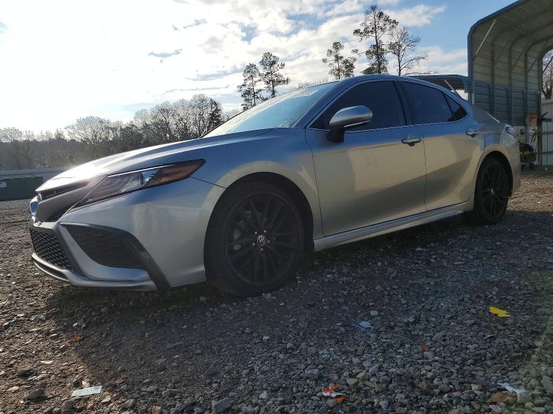 Фото 1 - TOYOTA CAMRY