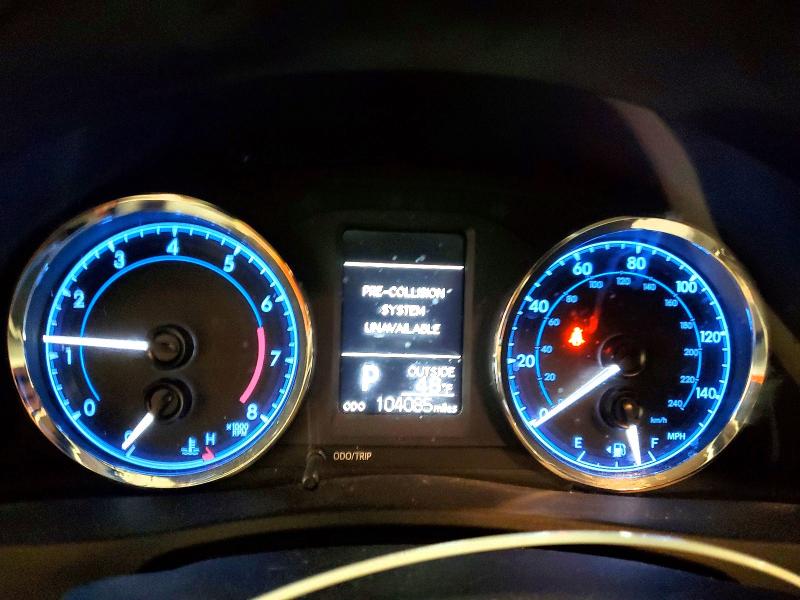 Фото 9 - TOYOTA COROLLA