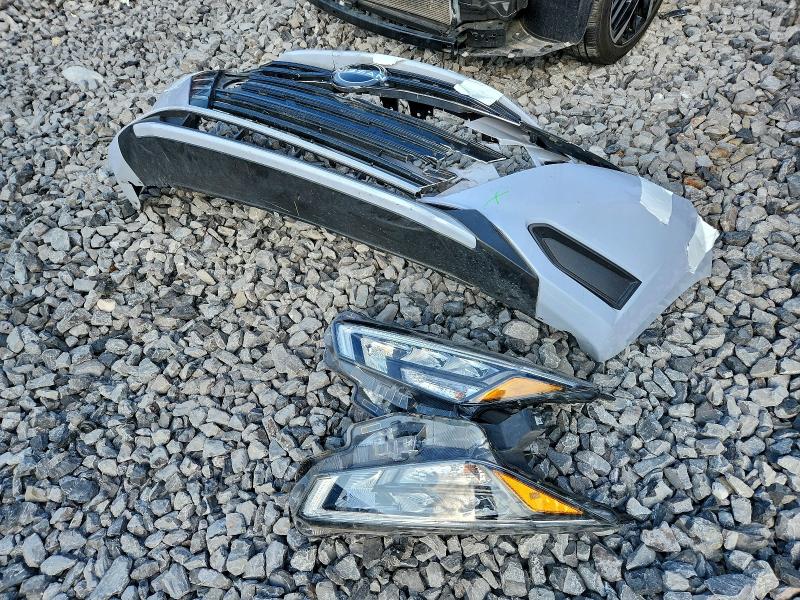 Фото 12 - NISSAN VERSA