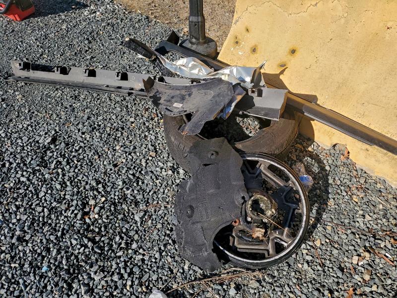 Фото 13 - KIA CARNIVAL S