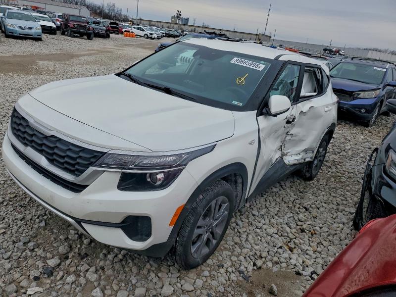 Фото 1 - KIA SELTOS