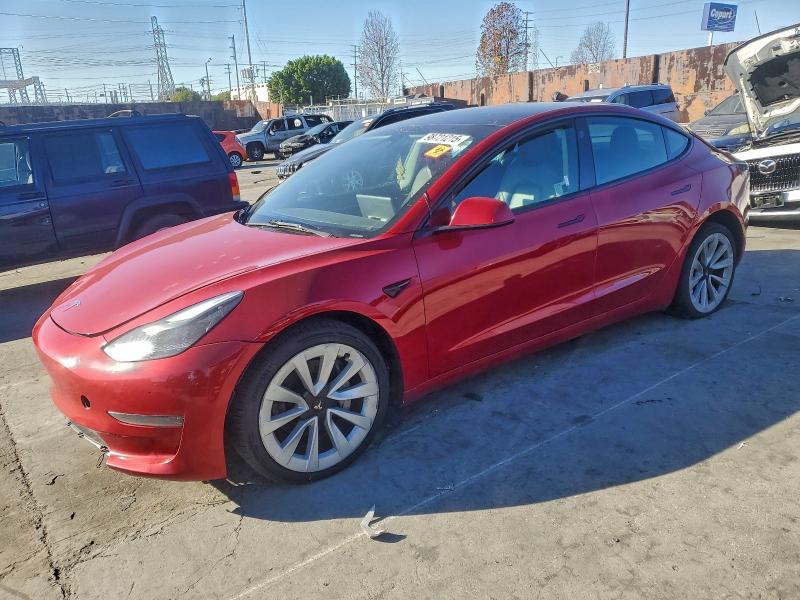 Фото 1 - TESLA MODEL 3