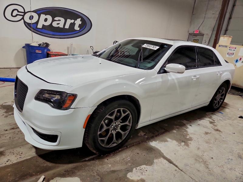 Фото 1 - CHRYSLER 300