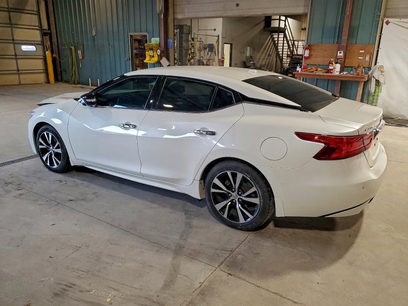 Фото 2 - NISSAN MAXIMA