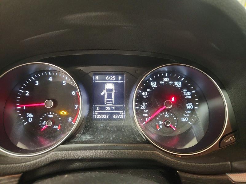 Фото 9 - VOLKSWAGEN PASSAT