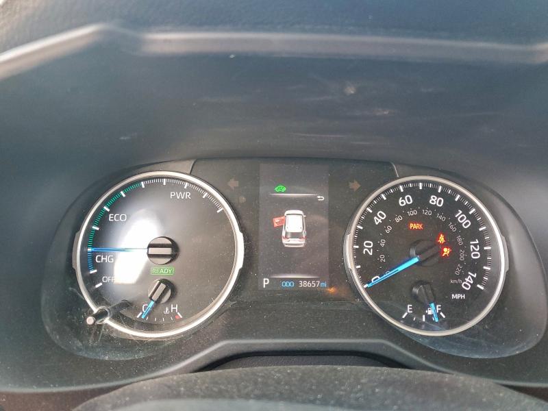 Фото 9 - TOYOTA RAV4