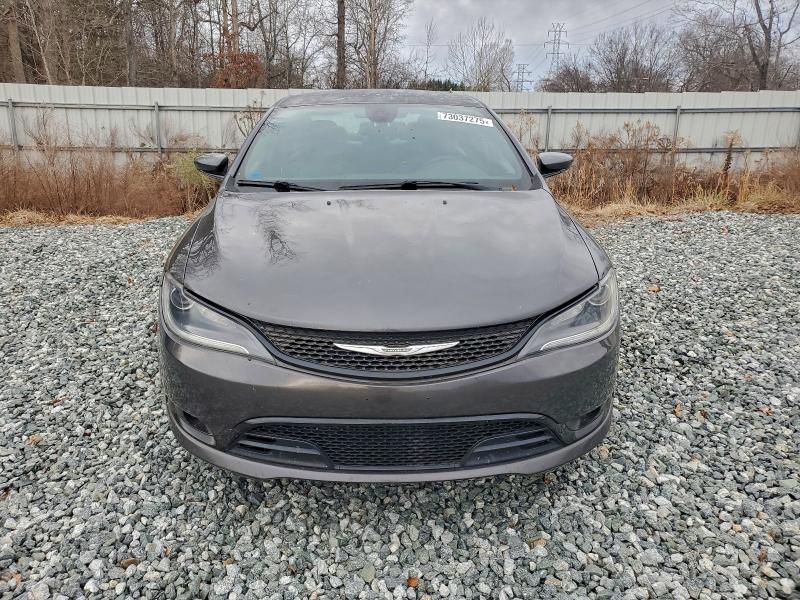 Фото 5 - CHRYSLER 200