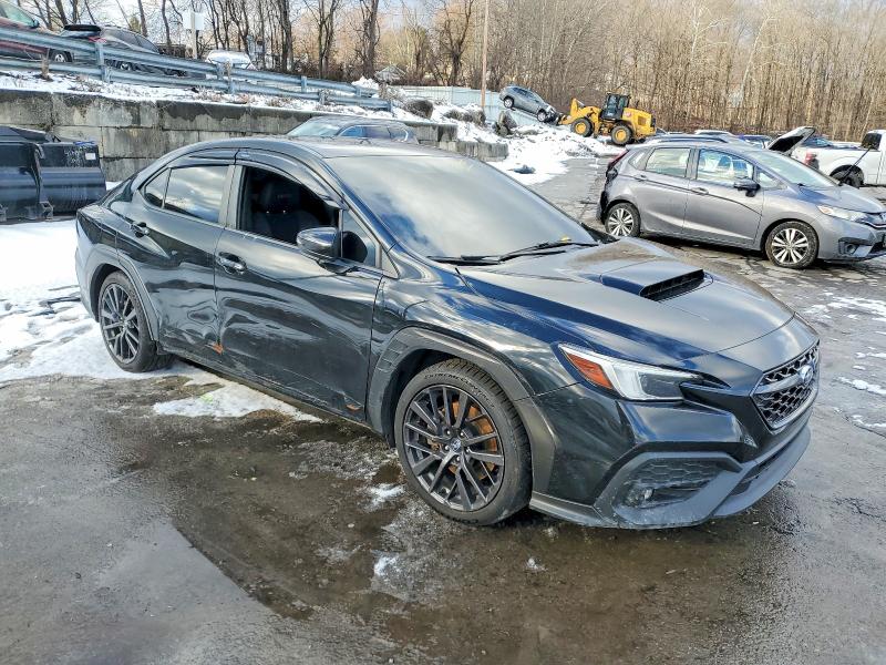 Фото 4 - SUBARU WRX