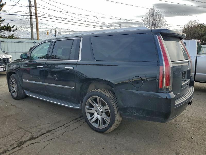 Фото 2 - CADILLAC ESCALADE