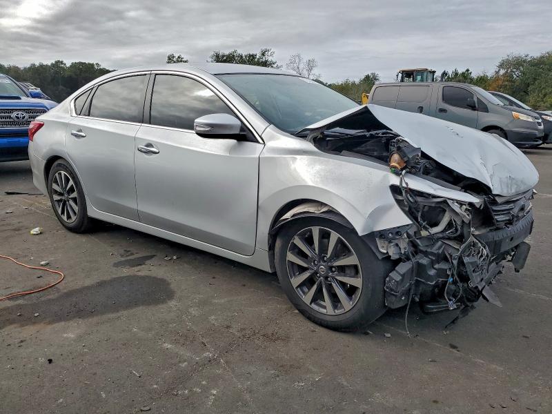 Фото 4 - NISSAN ALTIMA