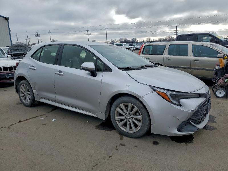 Фото 4 - TOYOTA COROLLA