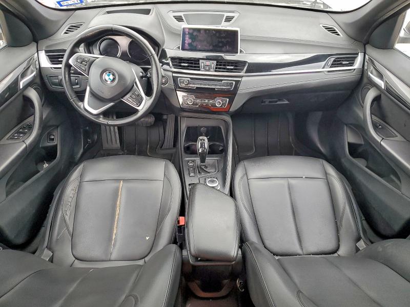 Фото 8 - BMW X1