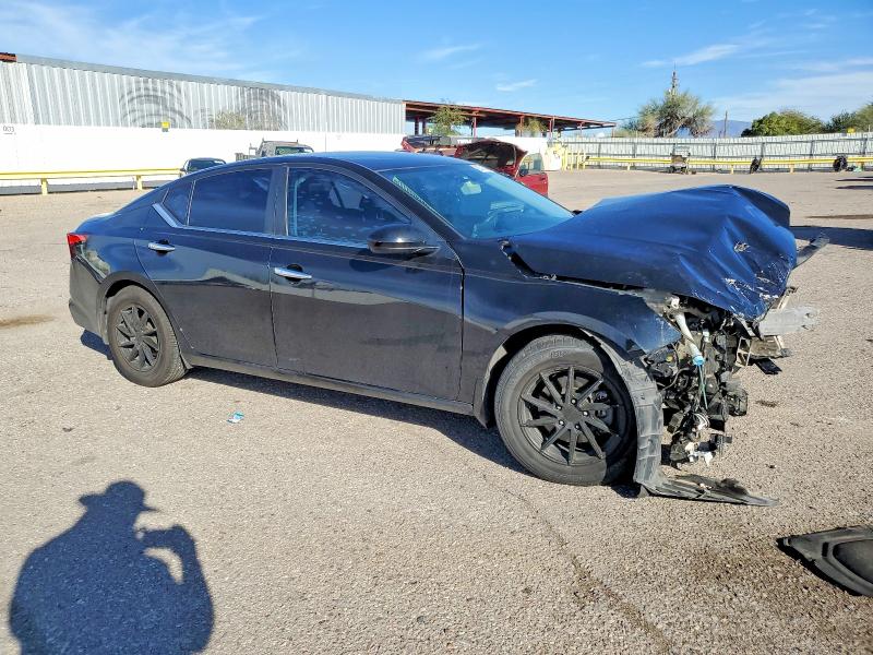 Фото 4 - NISSAN ALTIMA