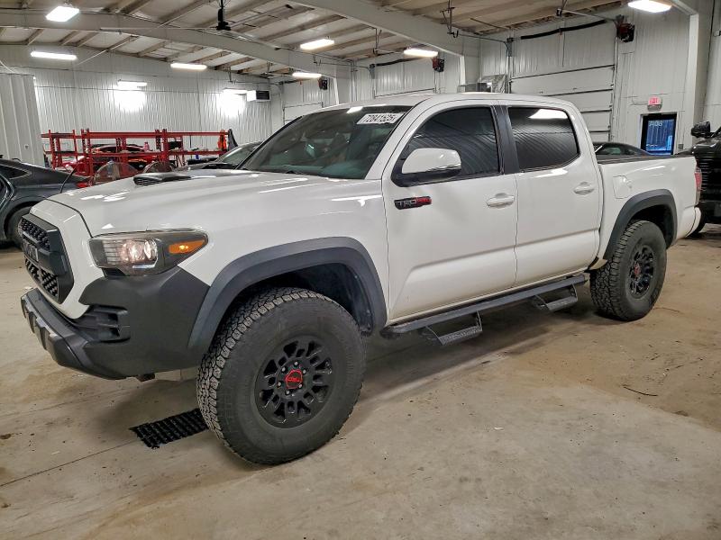 Фото 1 - TOYOTA TACOMA