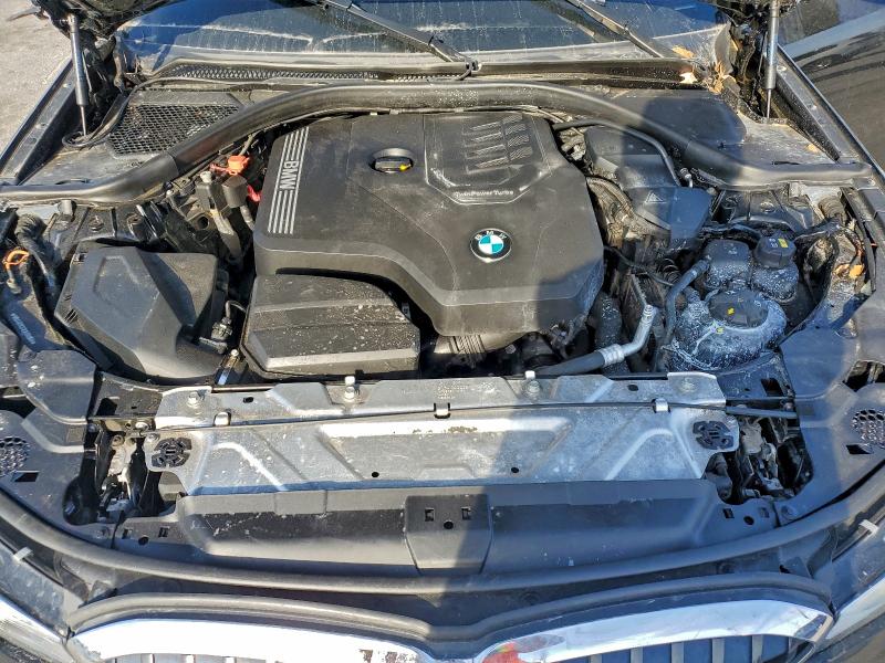 Фото 11 - BMW 3 SERIES