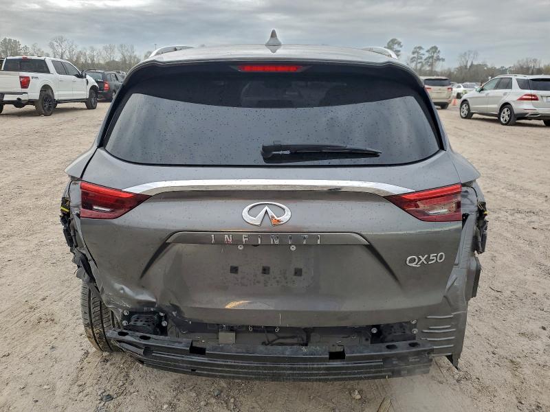 Фото 6 - INFINITI QX50