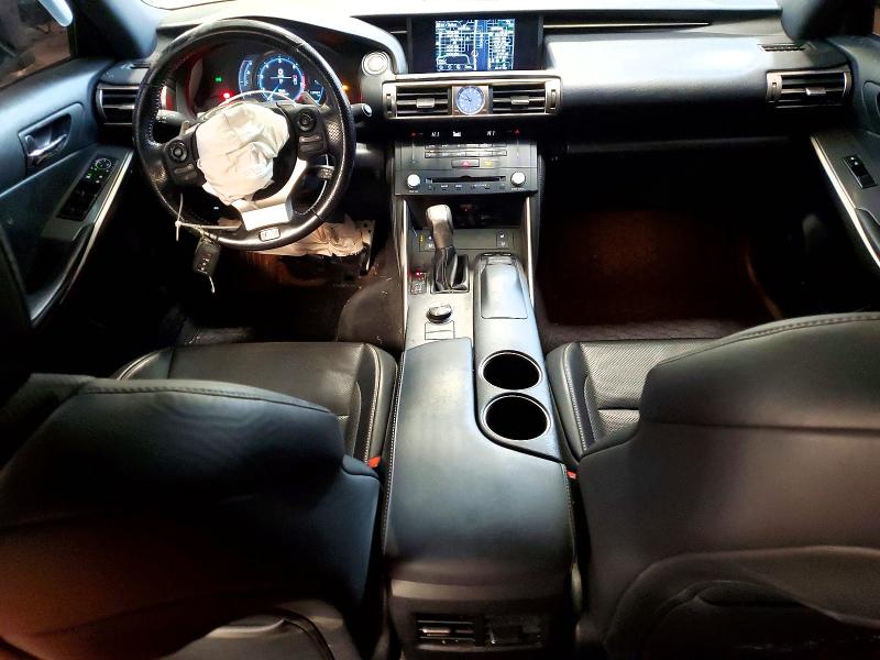 Фото 8 - LEXUS IS