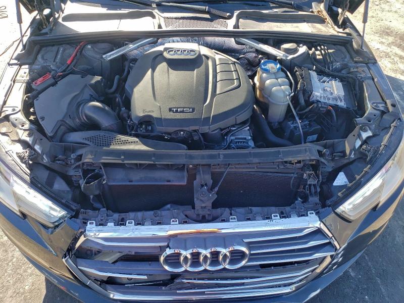 Фото 11 - AUDI A4