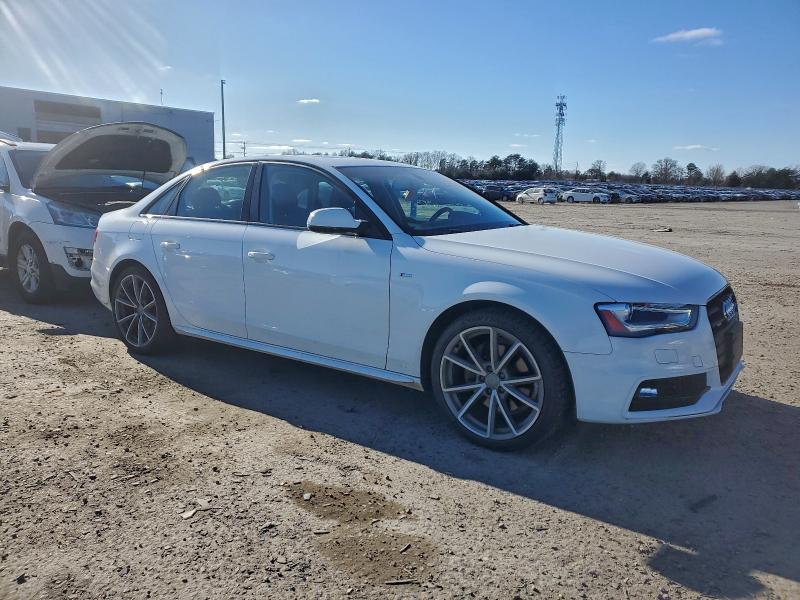 Фото 4 - AUDI A4