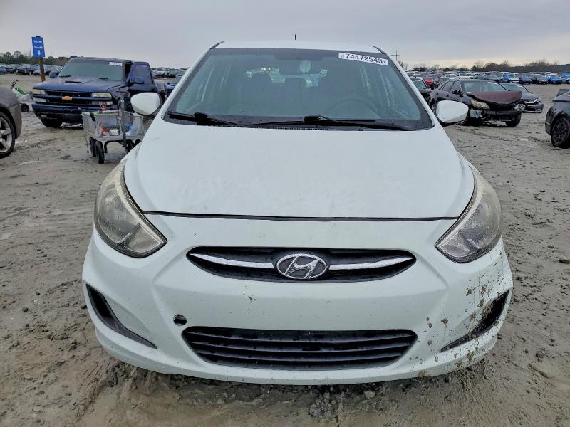 Фото 5 - HYUNDAI ACCENT