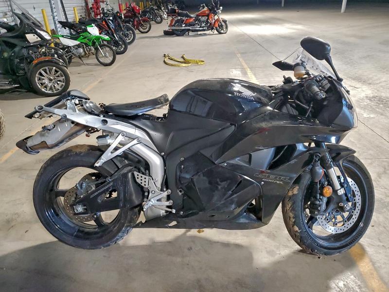 HONDA CBR CYCLE 2008