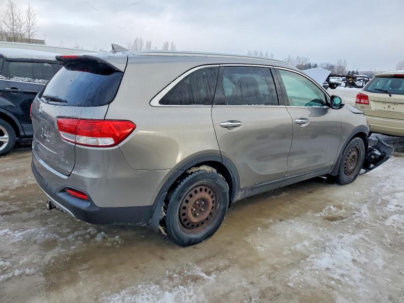 Фото 3 - KIA SORENTO