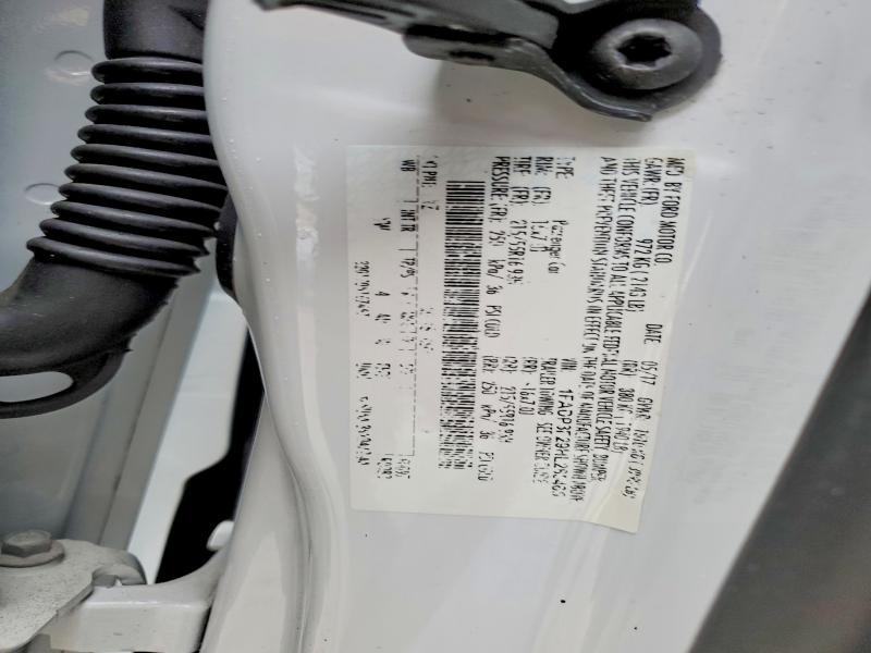 Фото 8 - FORD FOCUS