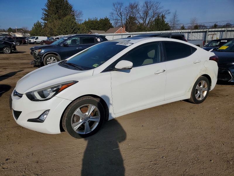 Фото 1 - HYUNDAI ELANTRA