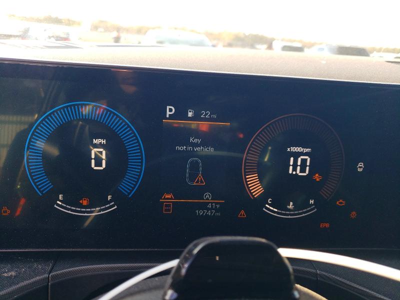 Фото 9 - HYUNDAI SANTA FE