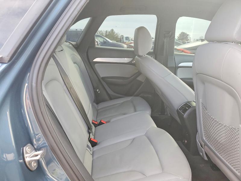 Фото 10 - AUDI Q3